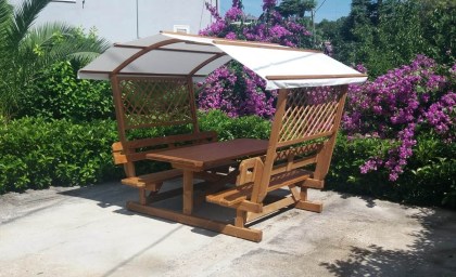 Tavolo Da Giardino Con Panche E Copertura Inclusa